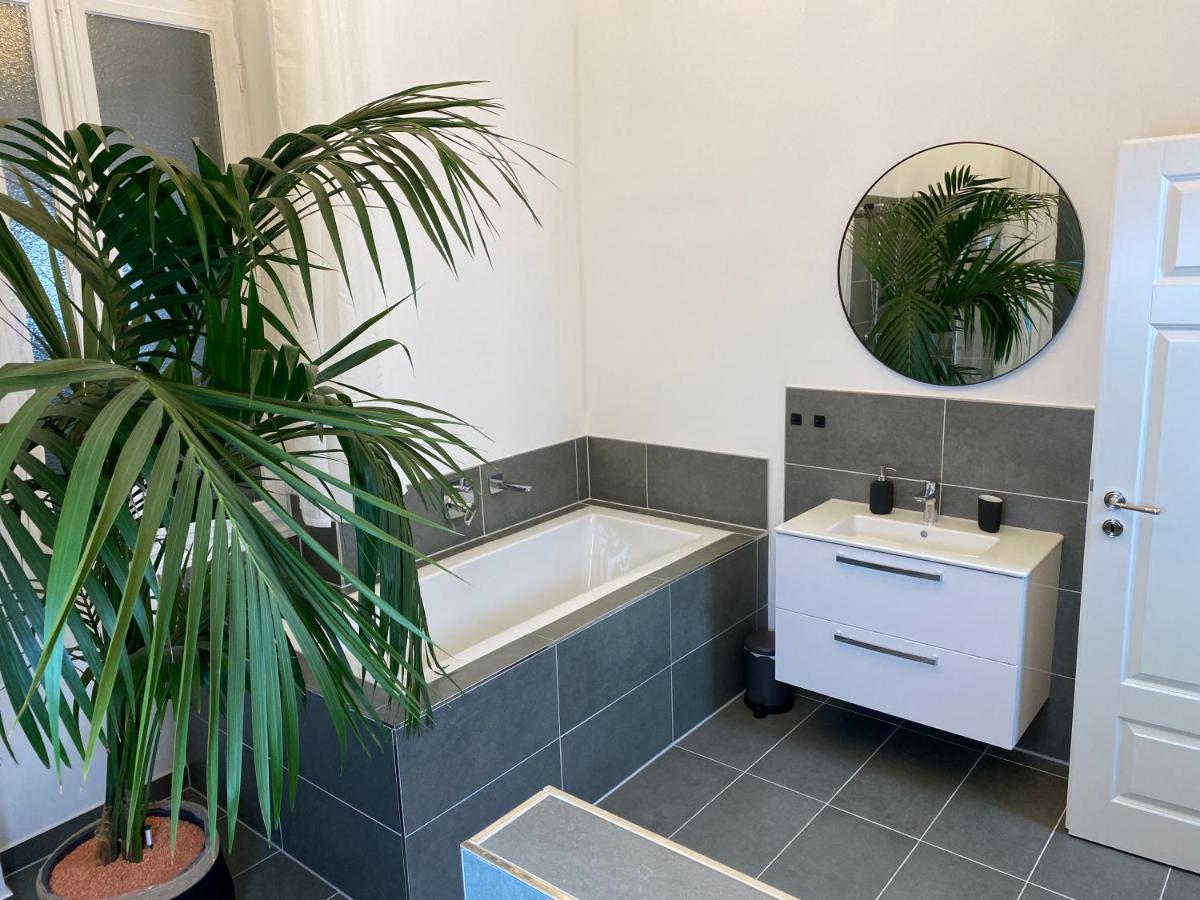 Apartamento Direct Moselle View 200M² 4 Sz 10Pers Terrace Sankt Aldegund Exterior foto